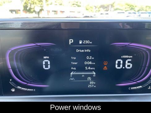 Used 2025 Kia Seltos LX AWD/4WD image 11