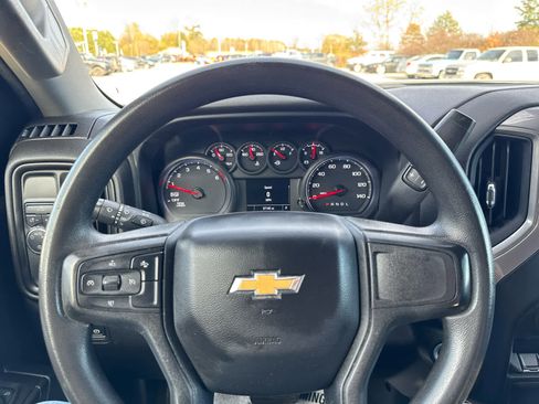 Used 2022 Chevrolet Silverado 1500 Custom RWD image 19