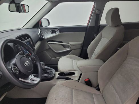 Used 2020 Kia Soul LX FWD image 17
