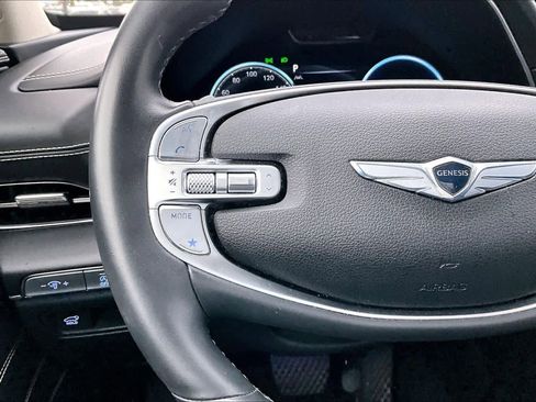 Used 2022 Genesis GV80 2.5T w/ Prestige Package 05 image 21