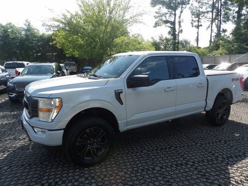 Used 2022 Ford F150 XLT w/ Equipment Group 301A Mid AWD/4WD image 3