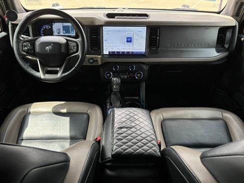 Used 2024 Ford Bronco Wildtrak AWD/4WD image 10