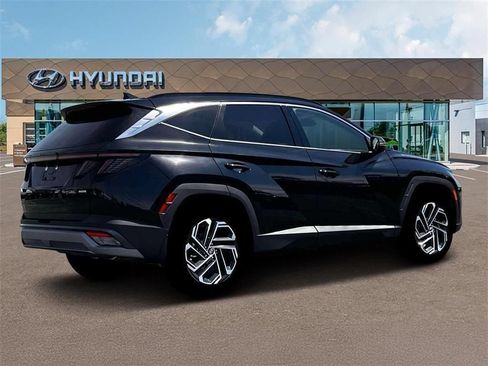 Used 2026 Hyundai Tucson Limited AWD/4WD image 8