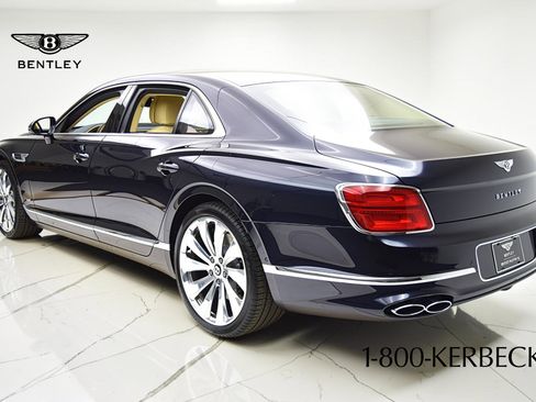 Used 2022 Bentley Flying Spur V8 AWD/4WD image 8