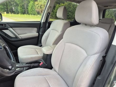 Used 2014 Subaru Forester 2.5i Premium w/ All-Weather Package AWD/4WD image 15
