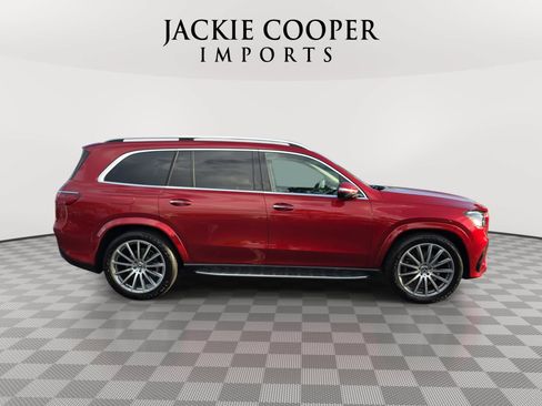 Used 2024 Mercedes-Benz GLS 580 4MATIC image 4