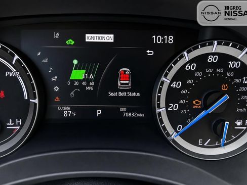 Used 2020 Toyota Highlander XLE AWD/4WD image 5