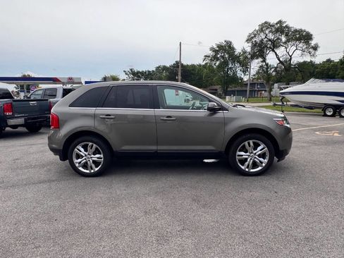 Used 2014 Ford Edge Limited w/ Equipment Group 301A AWD/4WD image 6