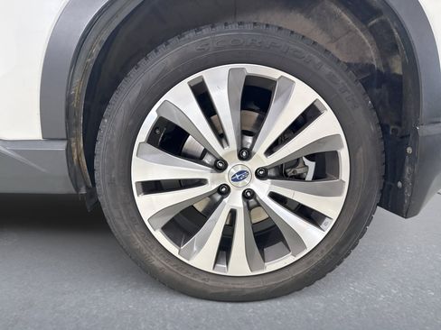 Used 2019 Subaru Ascent Touring w/ Popular Package #3 AWD/4WD image 11