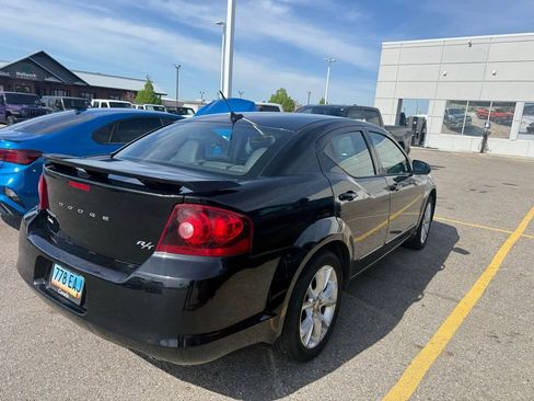 Used 2013 Dodge Avenger R/T FWD image 2