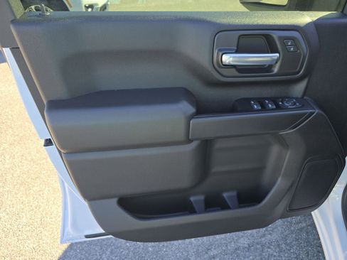 New 2026 GMC Sierra 2500 Pro w/ Convenience Package image 31