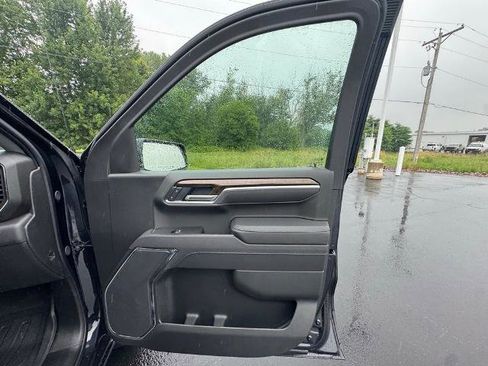 New 2025 GMC Sierra 1500 Elevation image 22