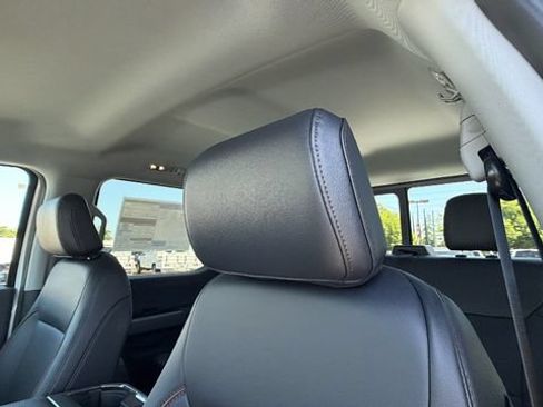 New 2026 Ford F250 Lariat w/ FX4 Off-Road Package AWD/4WD image 25