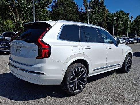 New 2026 Volvo XC90 B6 Plus w/ Protection Package Premier image 5