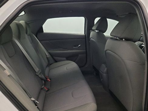 Used 2025 Hyundai Elantra SE w/ Cargo Package FWD image 19