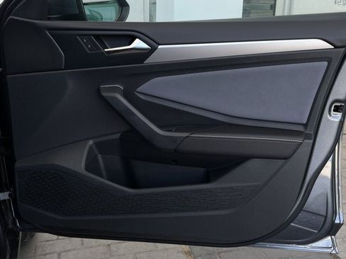 New 2025 Volkswagen Jetta SE image 25