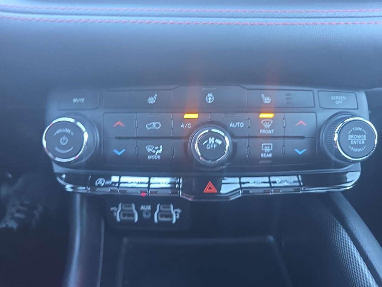 Used 2025 Dodge Durango GT RWD image 39