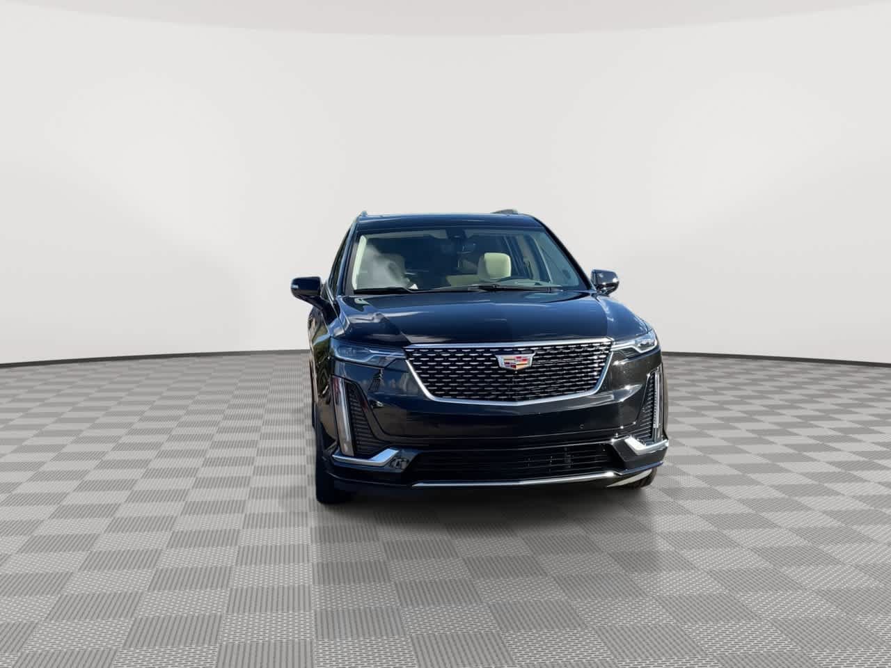 Certified 2024 Cadillac XT6 Premium Luxury w/ Technology Package AWD/4WD image 3