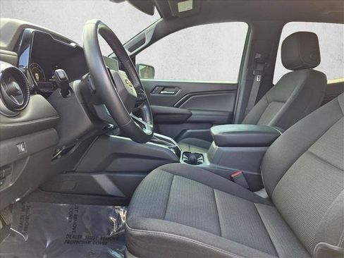Used 2024 Chevrolet Colorado LT w/ LT Convenience Package II RWD image 11