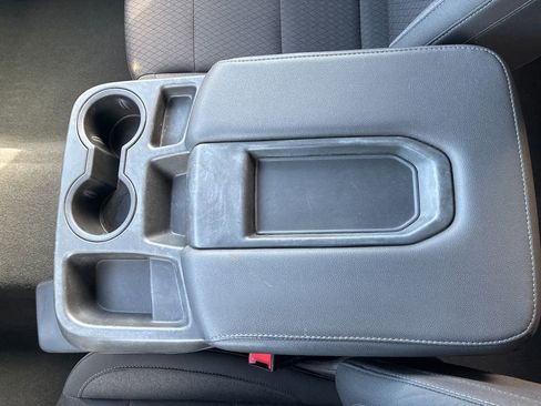 Used 2022 Chevrolet Silverado 1500 Custom image 23