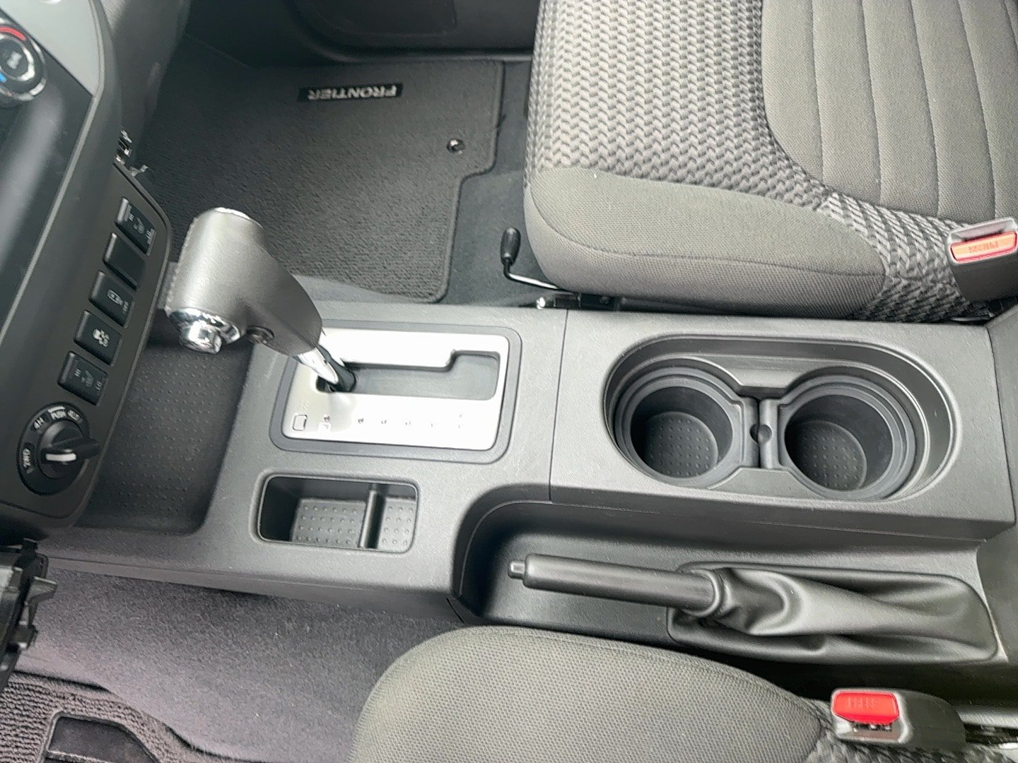 Used 2019 Nissan Frontier SV w/ Value Truck Package AWD/4WD image 22