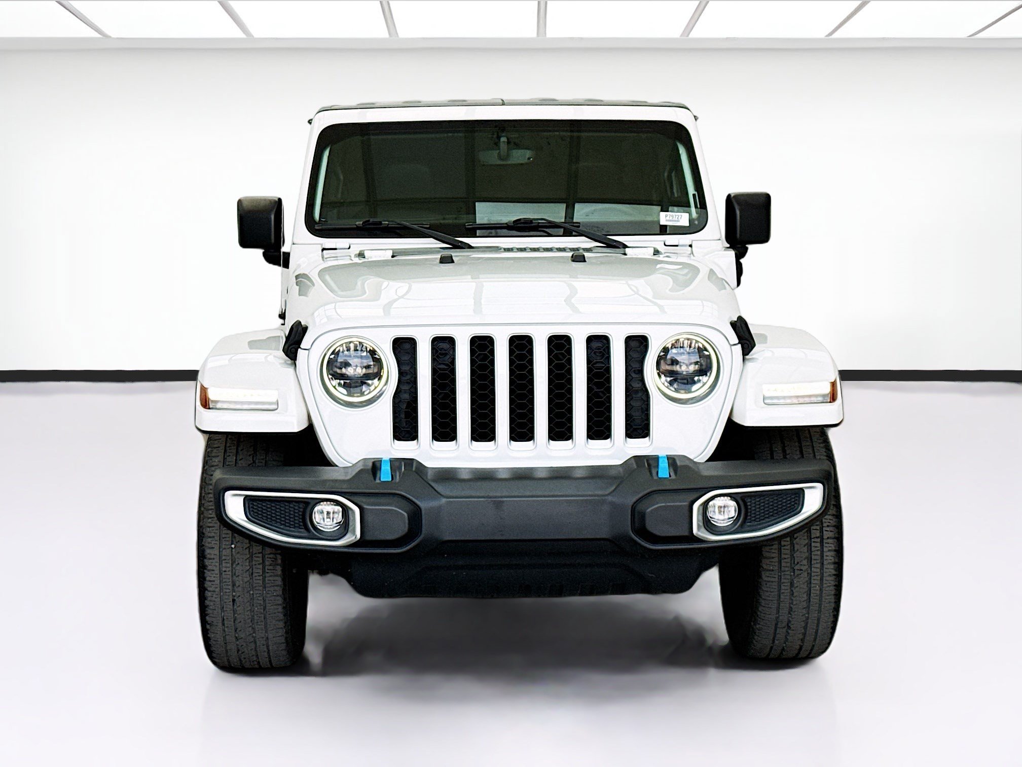 Used 2023 Jeep Wrangler Unlimited Sahara AWD/4WD image 2