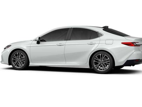 New 2026 Toyota Camry XLE image 5