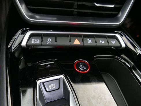 Used 2022 Audi e-tron GT Prestige w/ Prestige Package AWD/4WD image 20