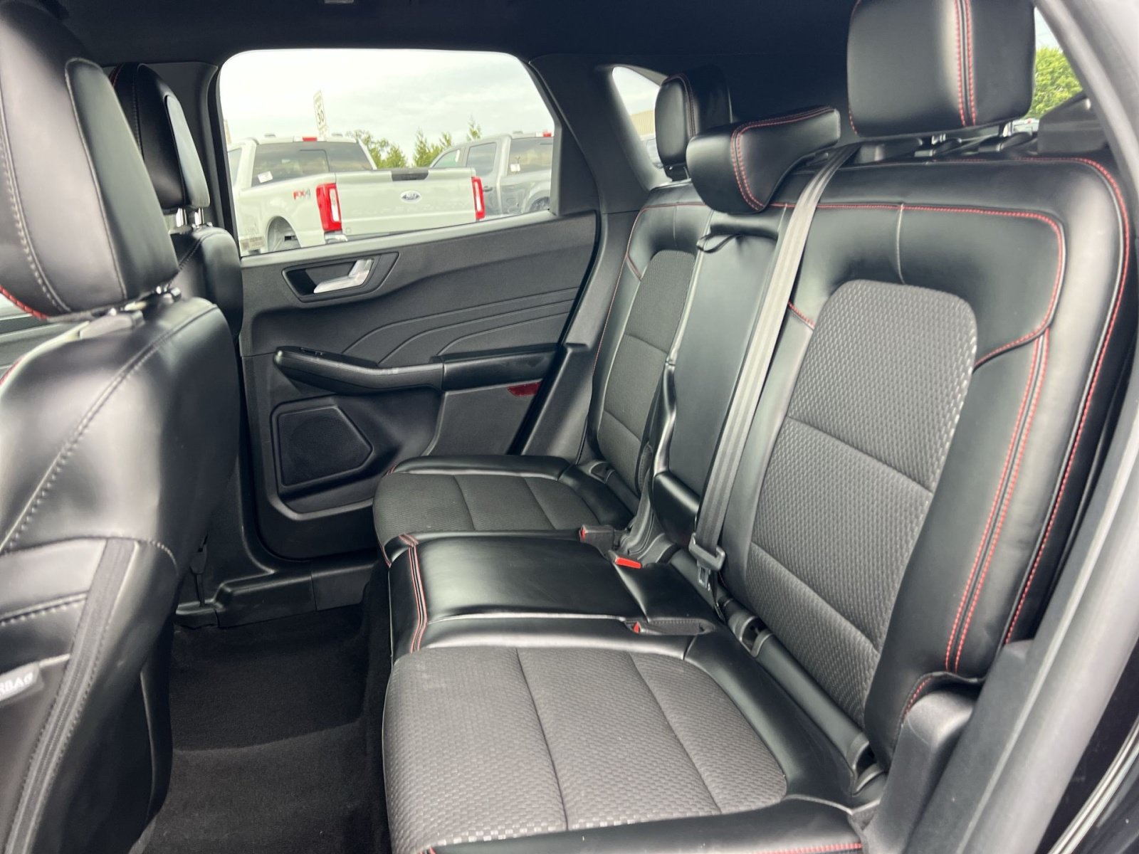 Used 2024 Ford Escape ST-Line AWD/4WD image 23
