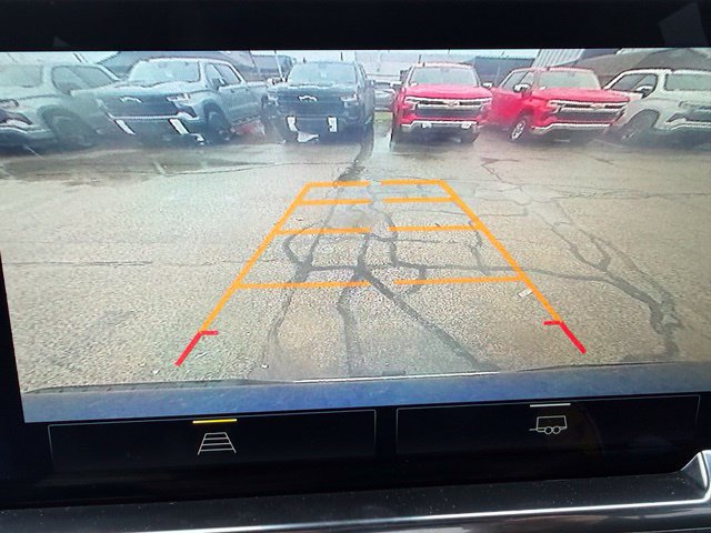 Used 2024 Chevrolet Silverado 1500 LT AWD/4WD image 9