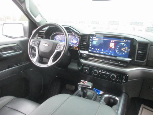 Used 2023 Chevrolet Silverado 1500 LTZ image 22