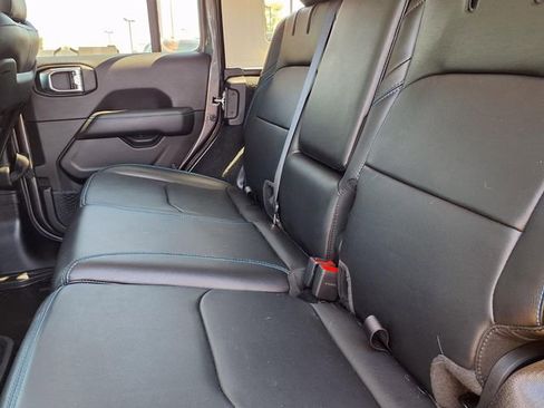 Used 2023 Jeep Wrangler Unlimited Rubicon 4xe w/ Safety Group AWD/4WD image 7