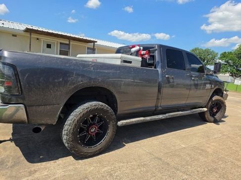 Used 2015 RAM 3500 Tradesman w/ Chrome Appearance Group AWD/4WD image 4