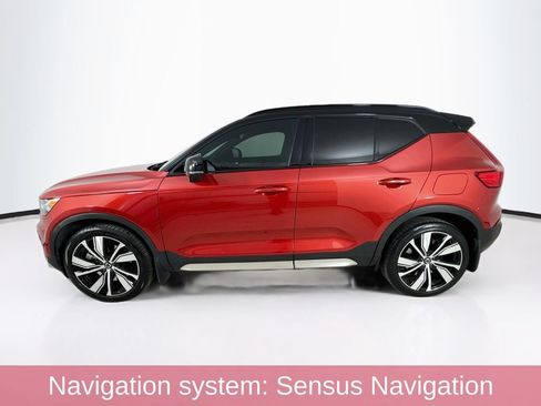 Used 2021 Volvo XC40 P8 Recharge w/ Advanced Package AWD/4WD image 3