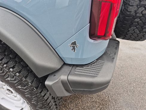 New 2025 Ford Bronco Heritage Edition image 7