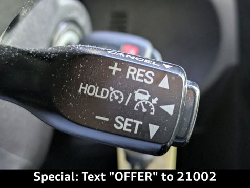 Used 2018 Toyota Corolla LE image 33