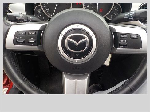 Used 2011 MAZDA MX-5 Miata Grand Touring w/ Premium Pkg image 31