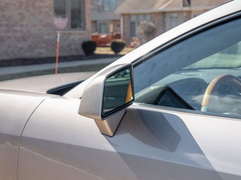 Used 2004 Cadillac XLR image 91