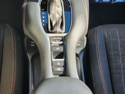 Used 2024 Honda HR-V Sport image 17