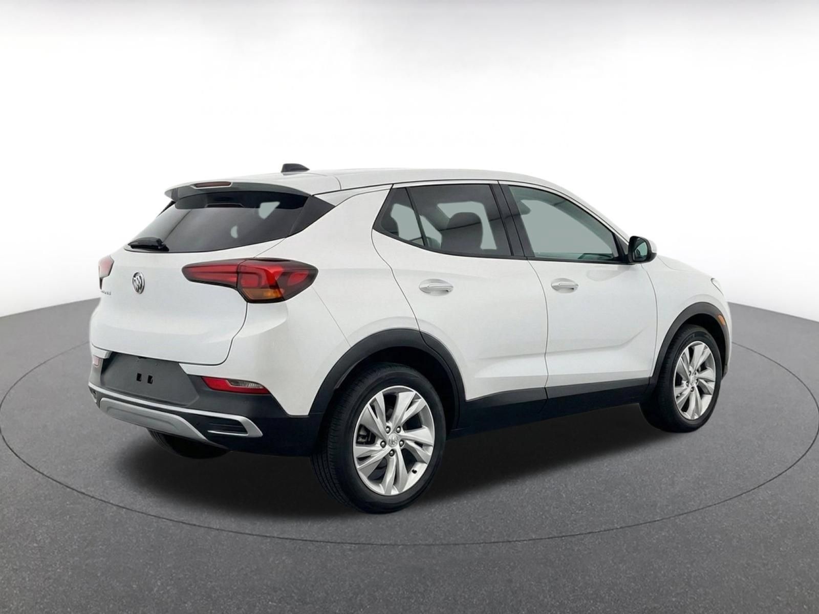 Used 2025 Buick Encore GX Preferred AWD/4WD image 8