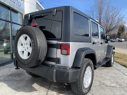 Used 2018 Jeep Wrangler Unlimited Sport S image 5