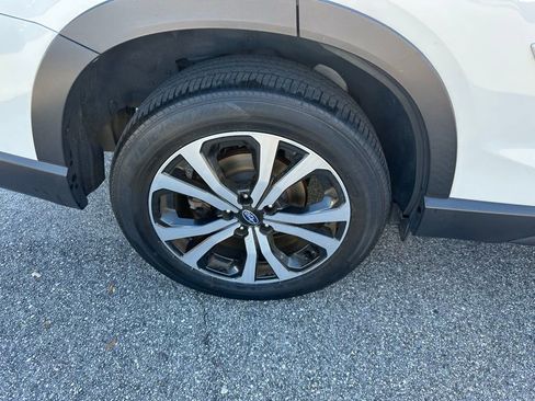 Used 2019 Subaru Forester Limited image 5