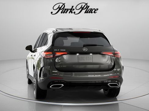 Used 2026 Mercedes-Benz GLC 300 image 16