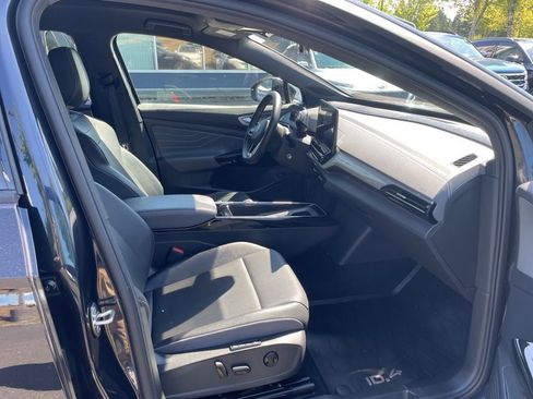 Certified 2023 Volkswagen ID.4 Pro S AWD/4WD image 12