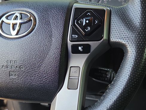 Used 2021 Toyota 4Runner SR5 Premium w/ Moonroof Package AWD/4WD image 13