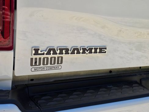 Used 2025 RAM 2500 Laramie AWD/4WD image 28