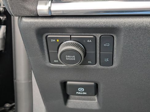 New 2026 Ford Expedition Platinum w/ Stealth Appearance Package image 20