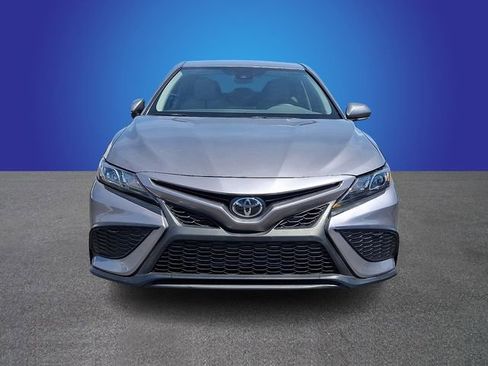 Used 2024 Toyota Camry SE FWD image 2