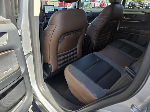 Used 2021 Ford Bronco Sport Outer Banks AWD/4WD image 14