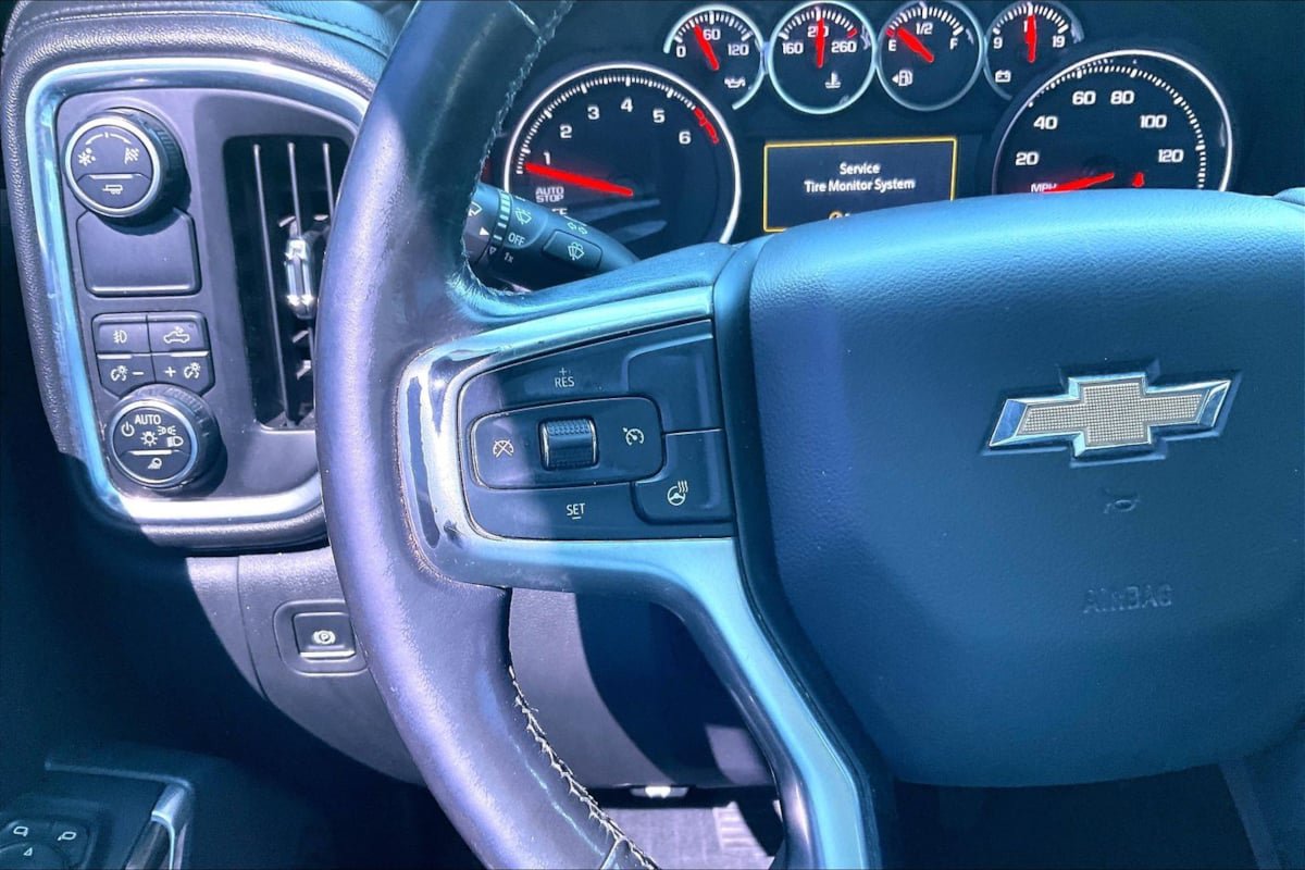 Used 2019 Chevrolet Silverado 1500 LT w/ All-Star Edition RWD image 18
